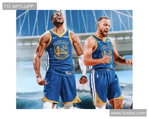 神射手正式加盟勇士！和库里可谓绝配，他的战术价值太大了